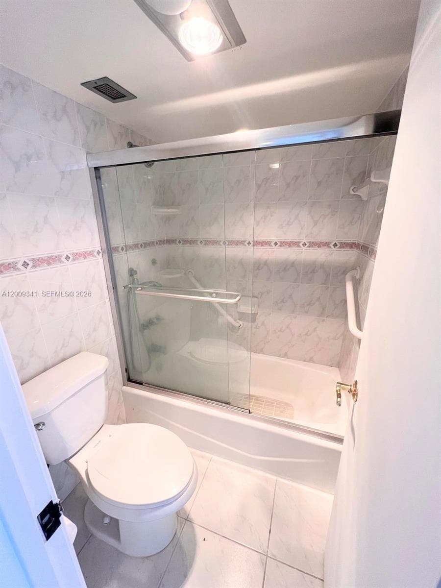 300 Bayview Dr # 915, Sunny Isles Beach FL 33160 — 27