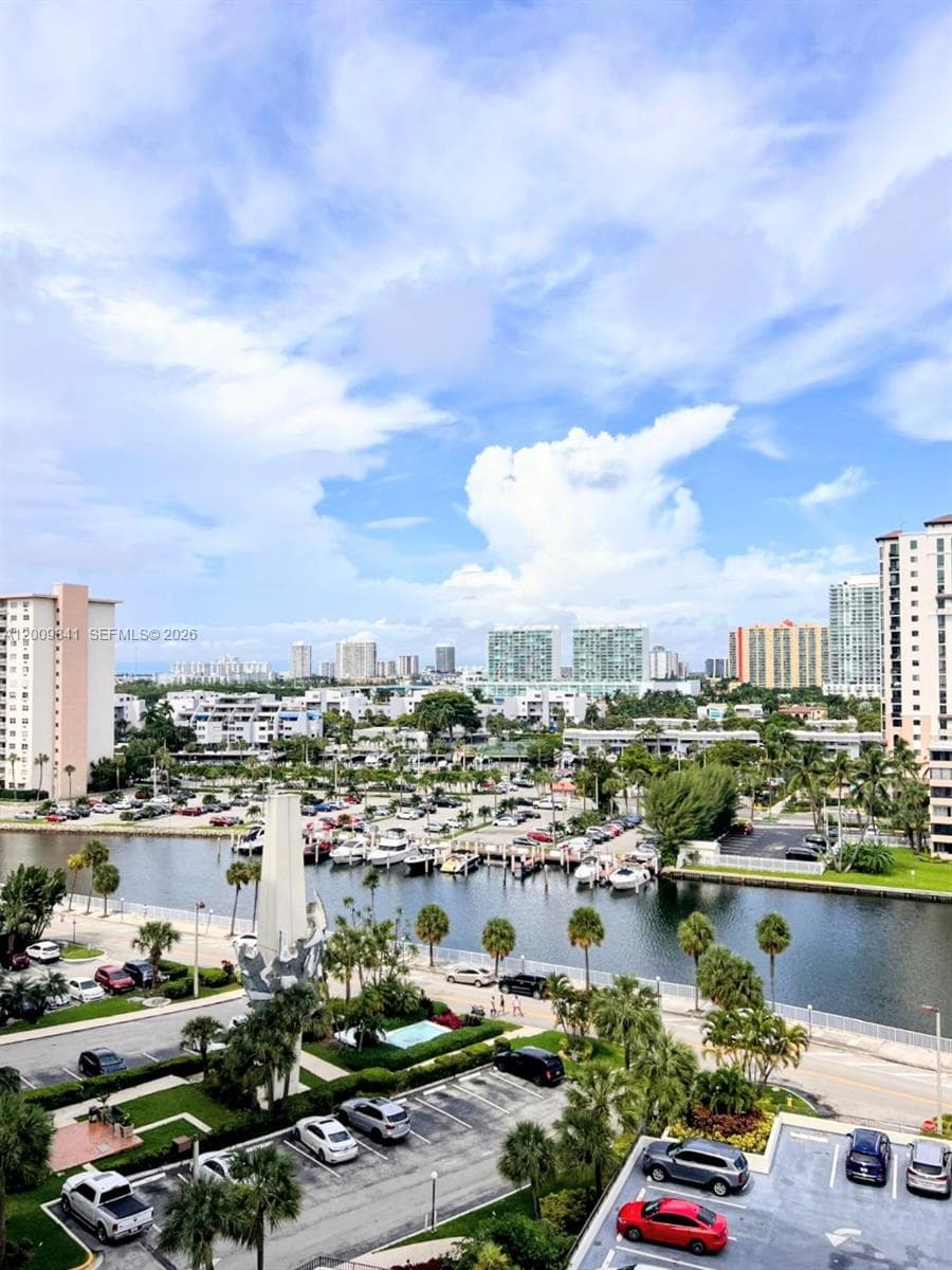 300 Bayview Dr # 915, Sunny Isles Beach FL 33160 — 13