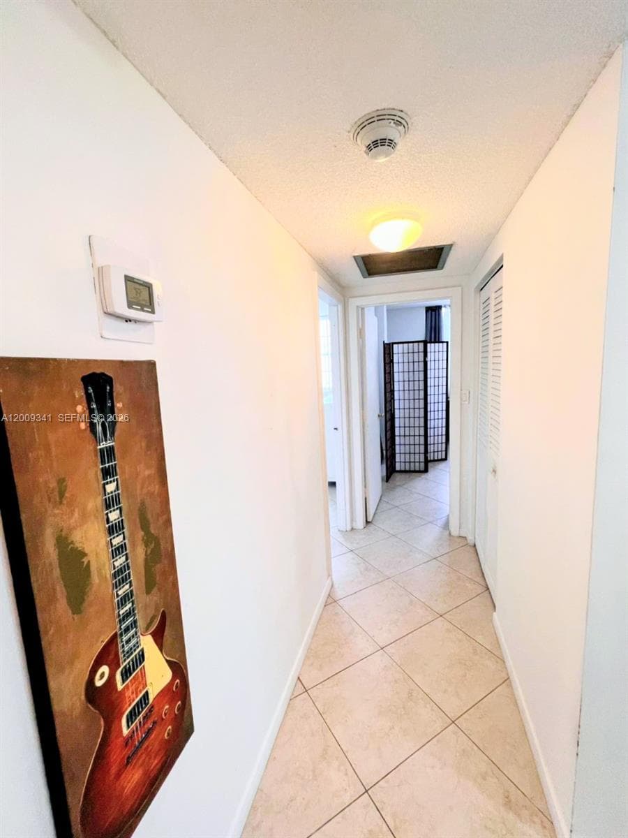 300 Bayview Dr # 915, Sunny Isles Beach FL 33160 — 25