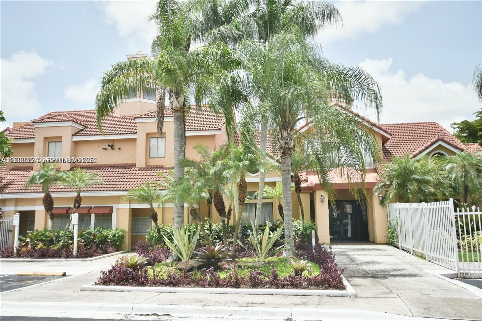 15551 SW 104th Ter # 814, Miami FL 33196 — 1