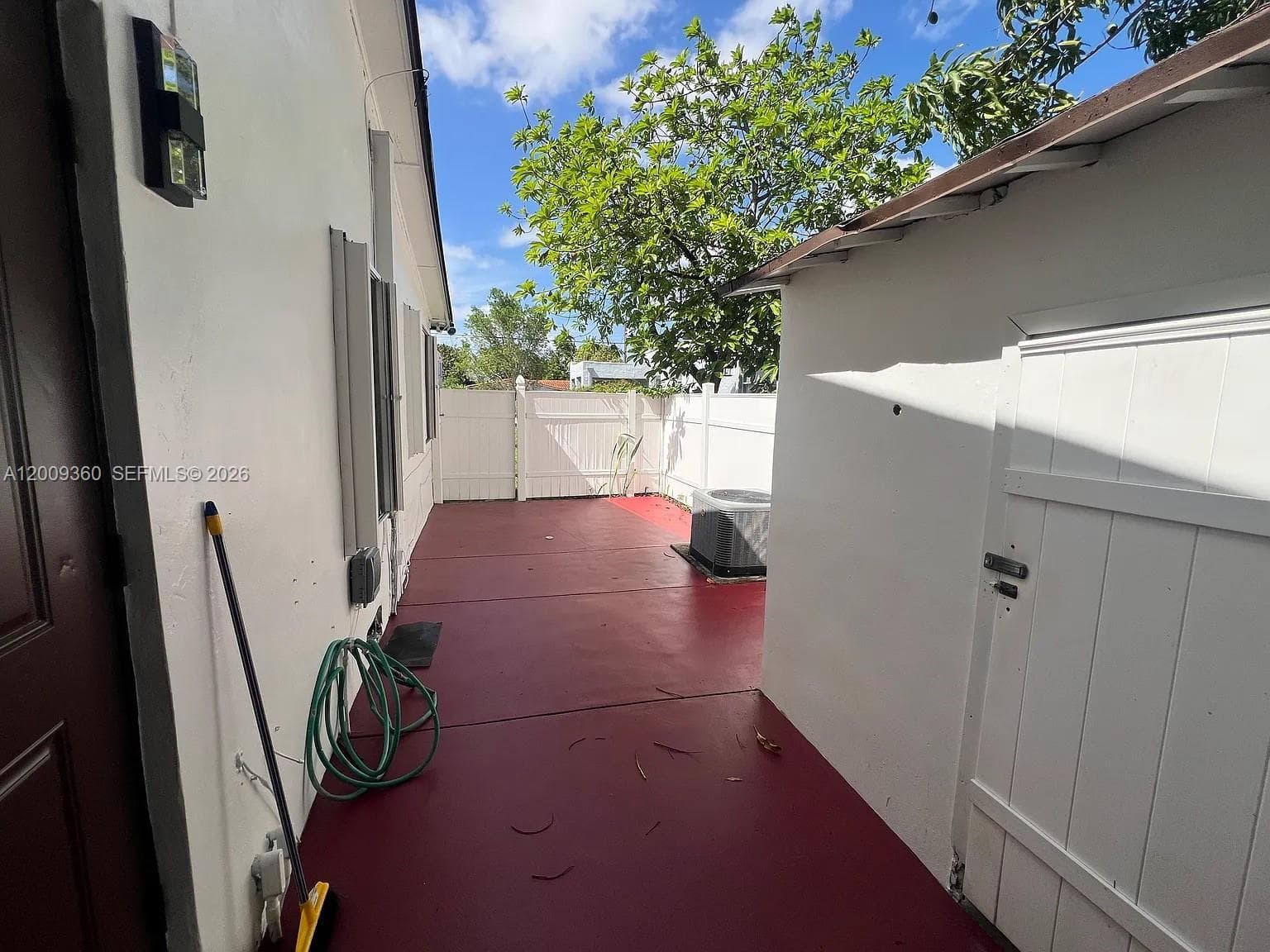 2544 SW 20th St # 2544, Miami FL 33145 — 28