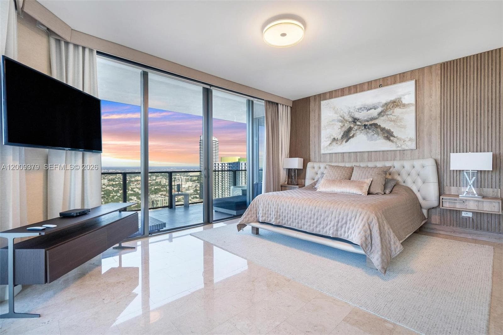 88 SW 7th St # 3801, Miami FL 33130 — 22