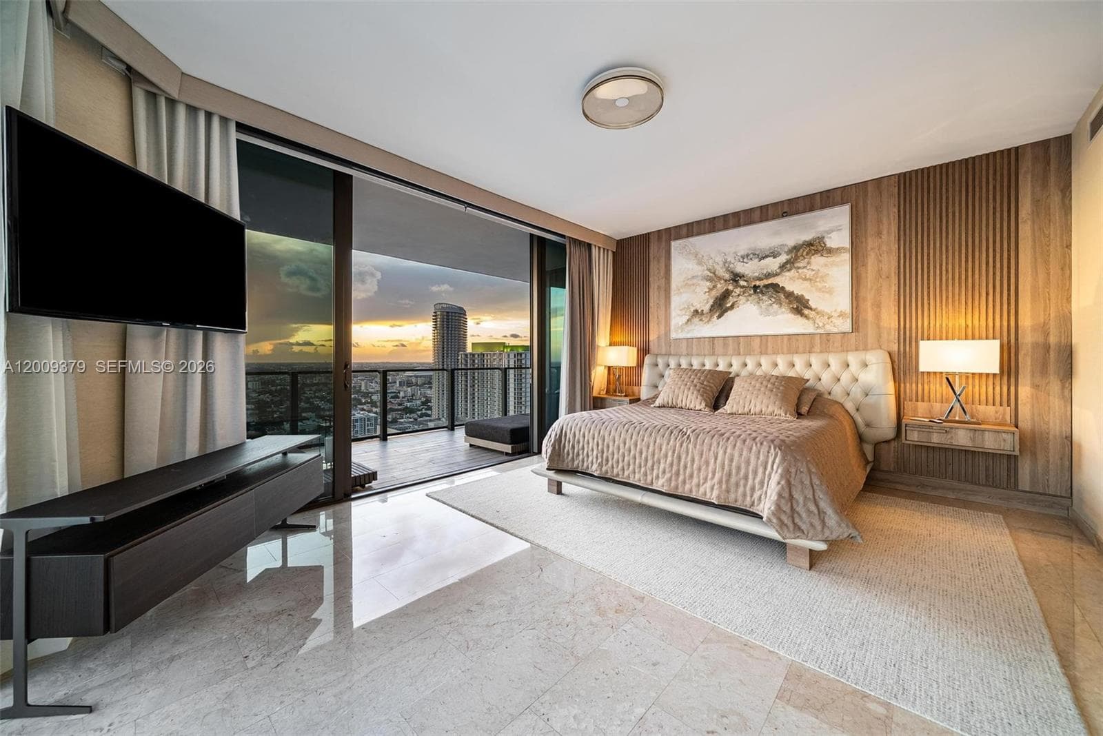 88 SW 7th St # 3801, Miami FL 33130 — 61