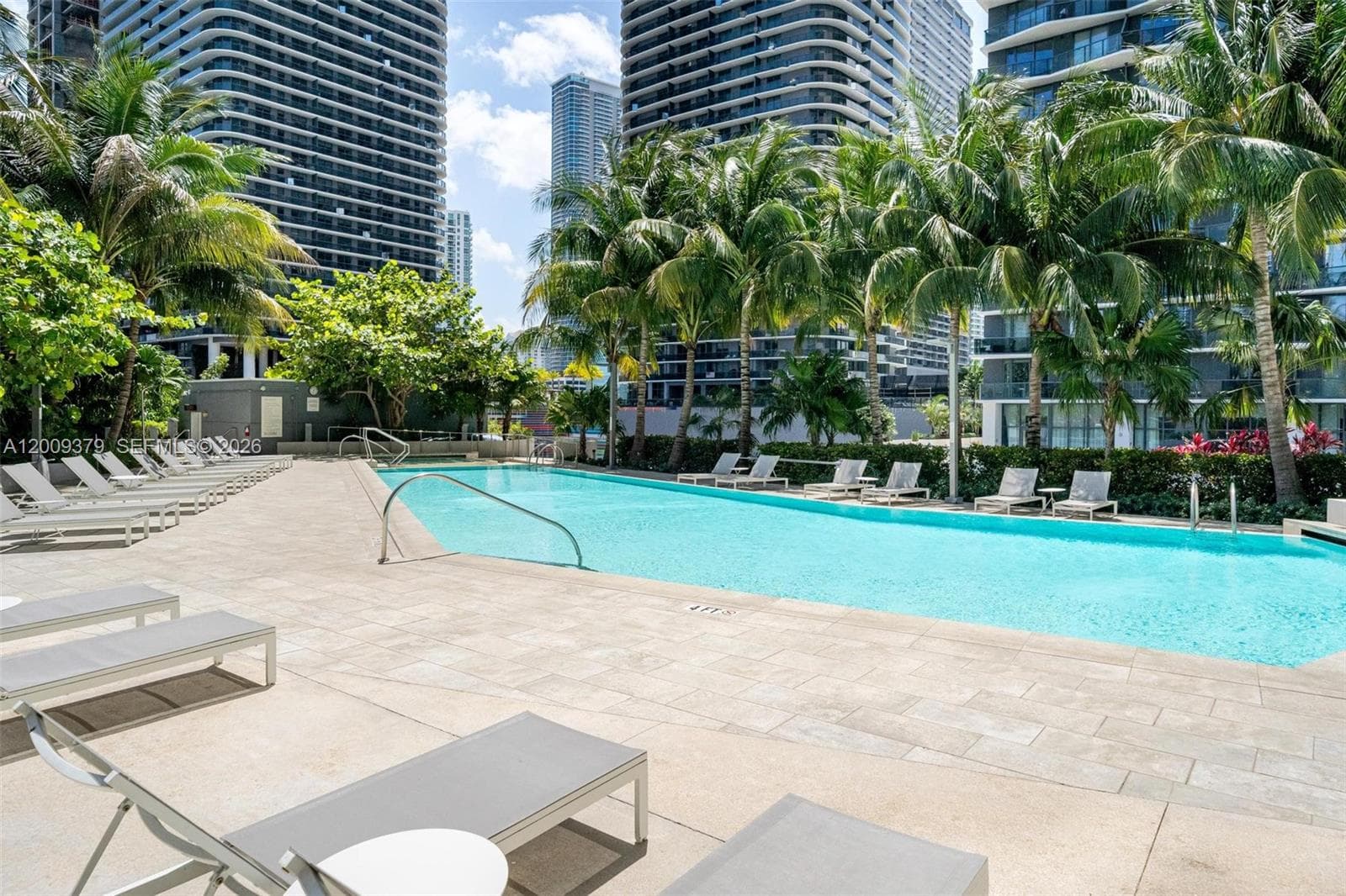 88 SW 7th St # 3801, Miami FL 33130 — 86