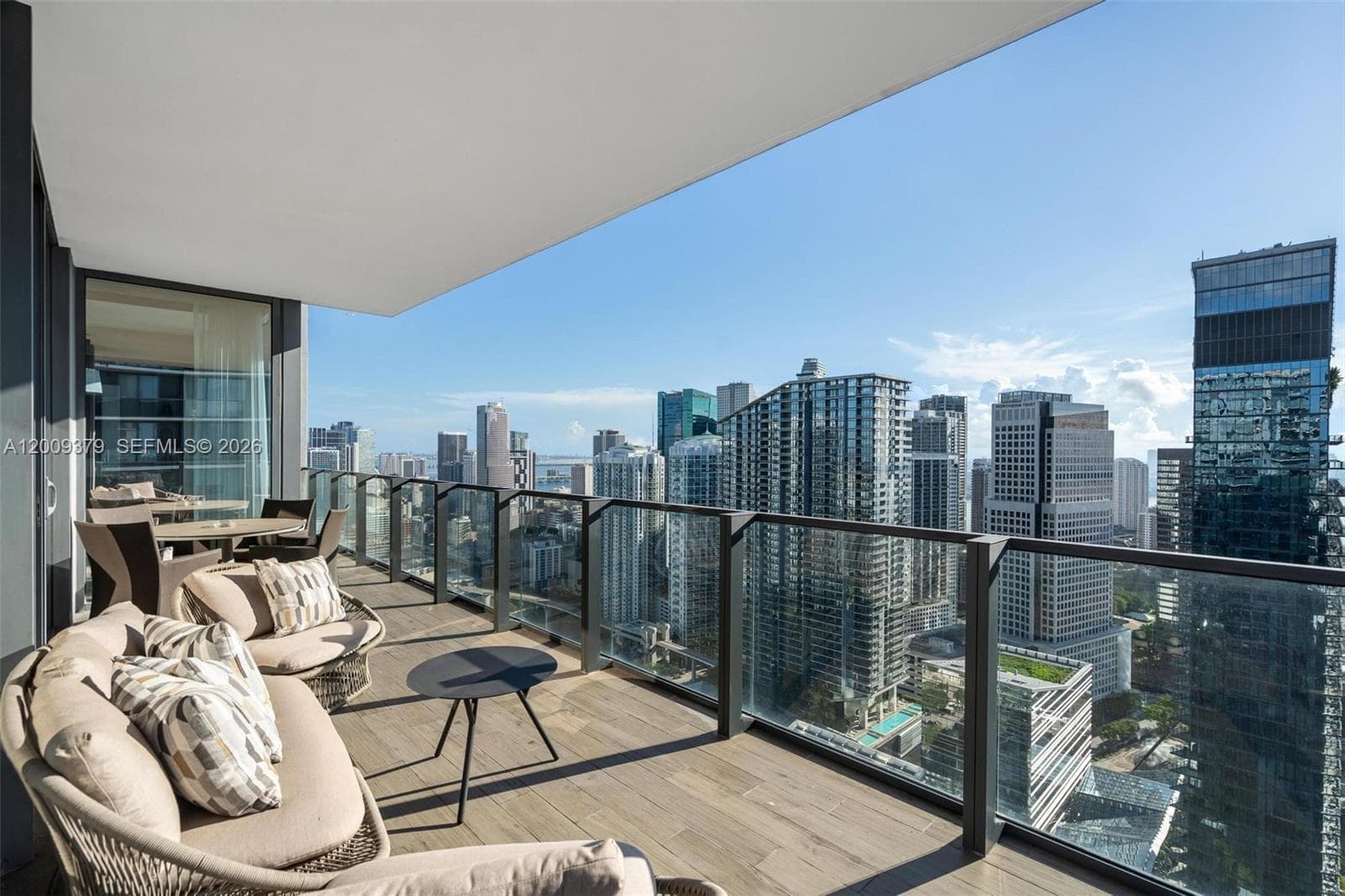 88 SW 7th St # 3801, Miami FL 33130 — 45