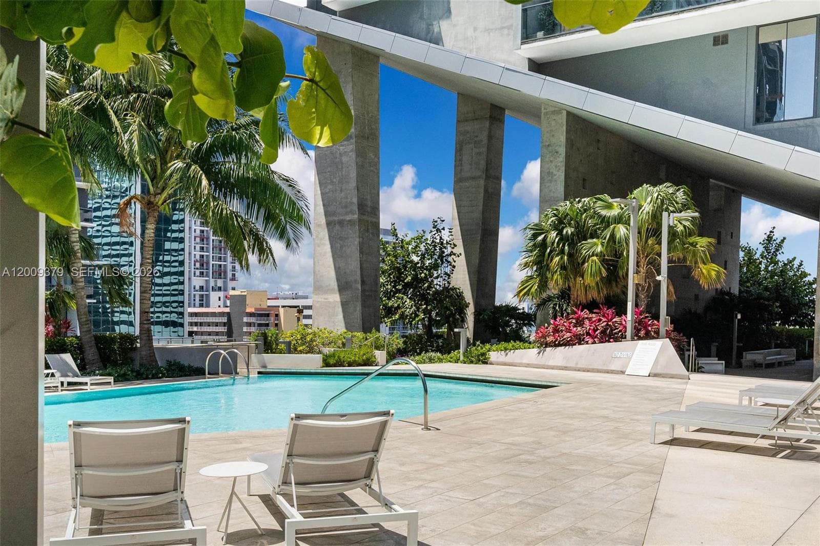 88 SW 7th St # 3801, Miami FL 33130 — 87