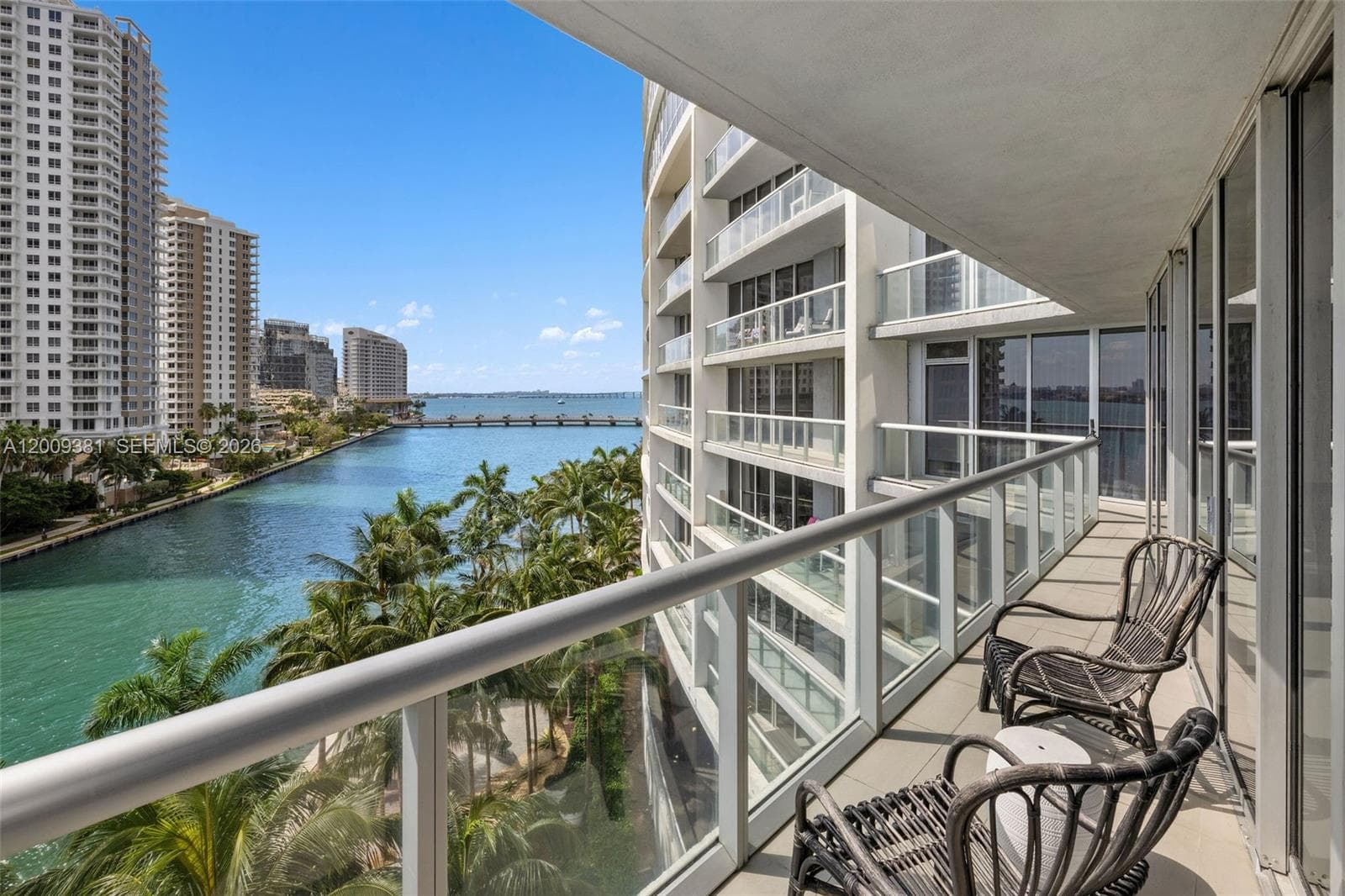 465 Brickell Ave # 701, Miami FL 33131 — 23