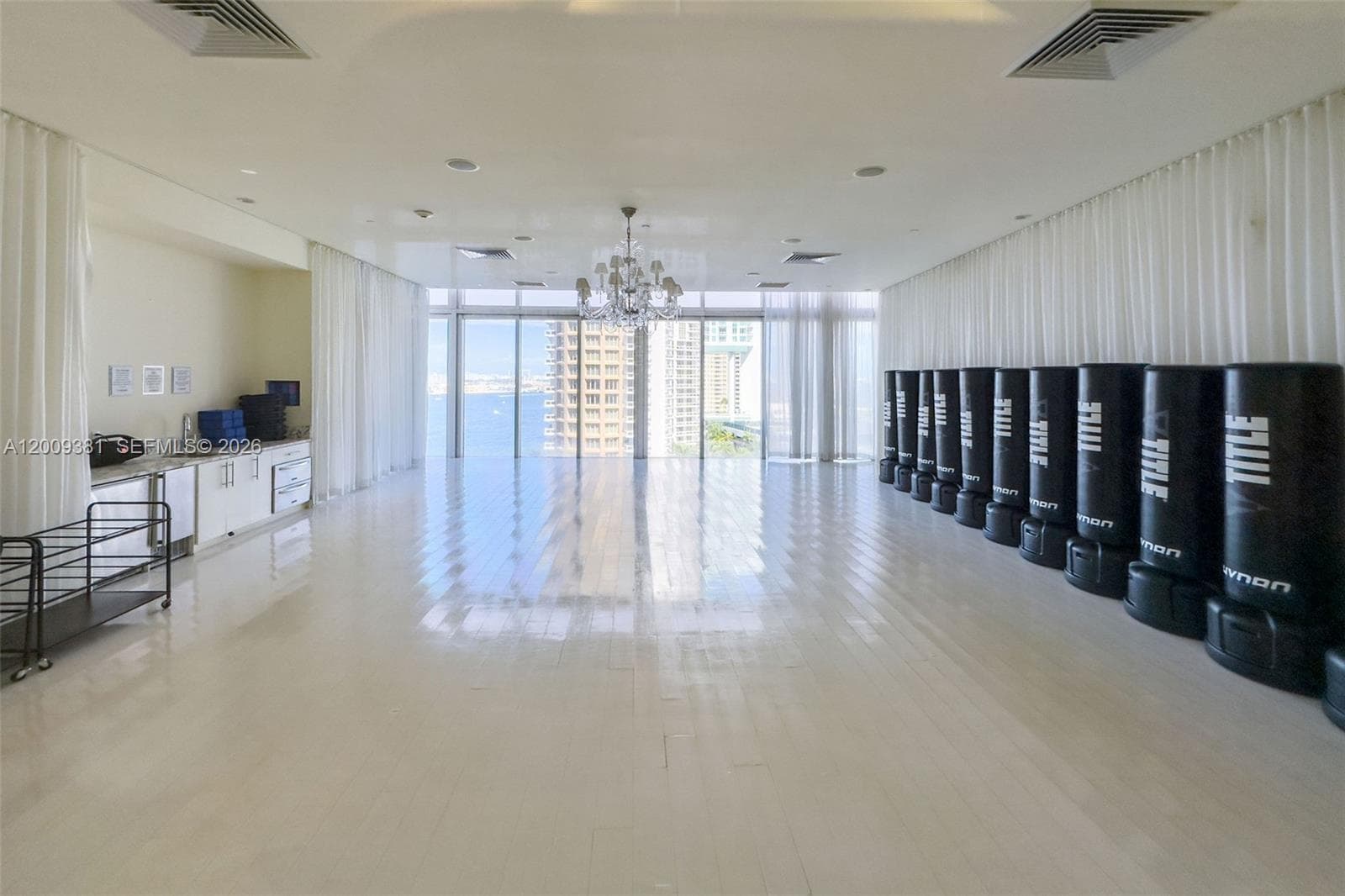 465 Brickell Ave # 701, Miami FL 33131 — 53