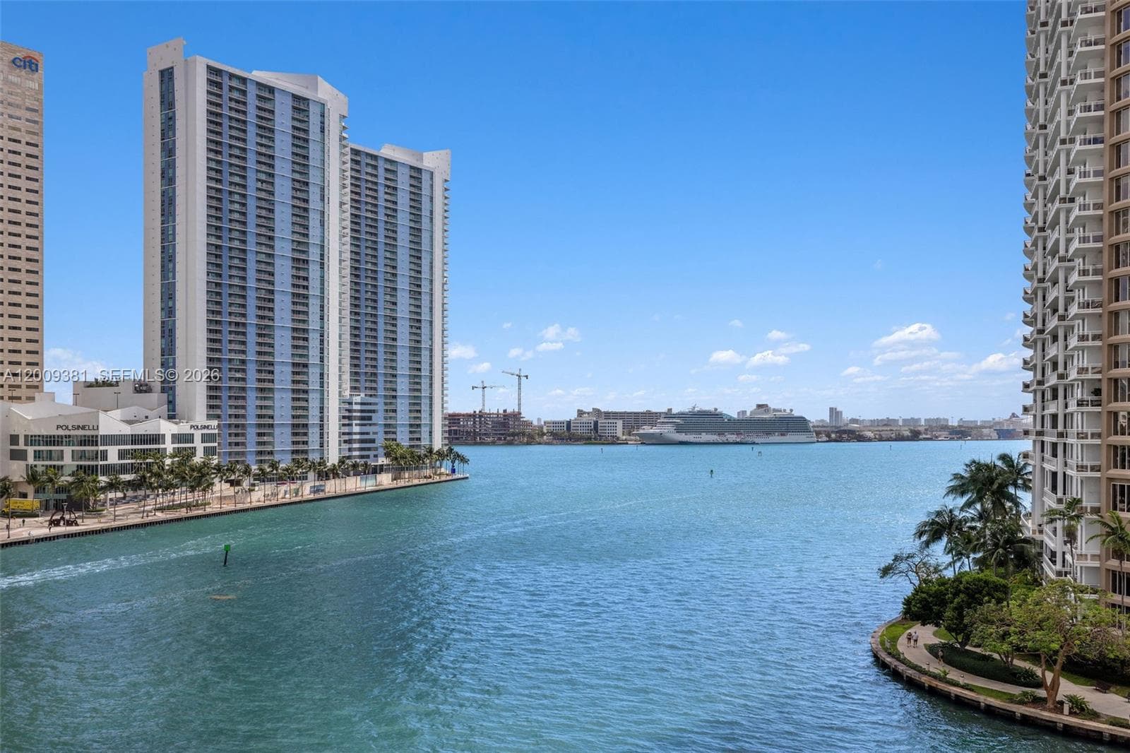 465 Brickell Ave # 701, Miami FL 33131 — 22