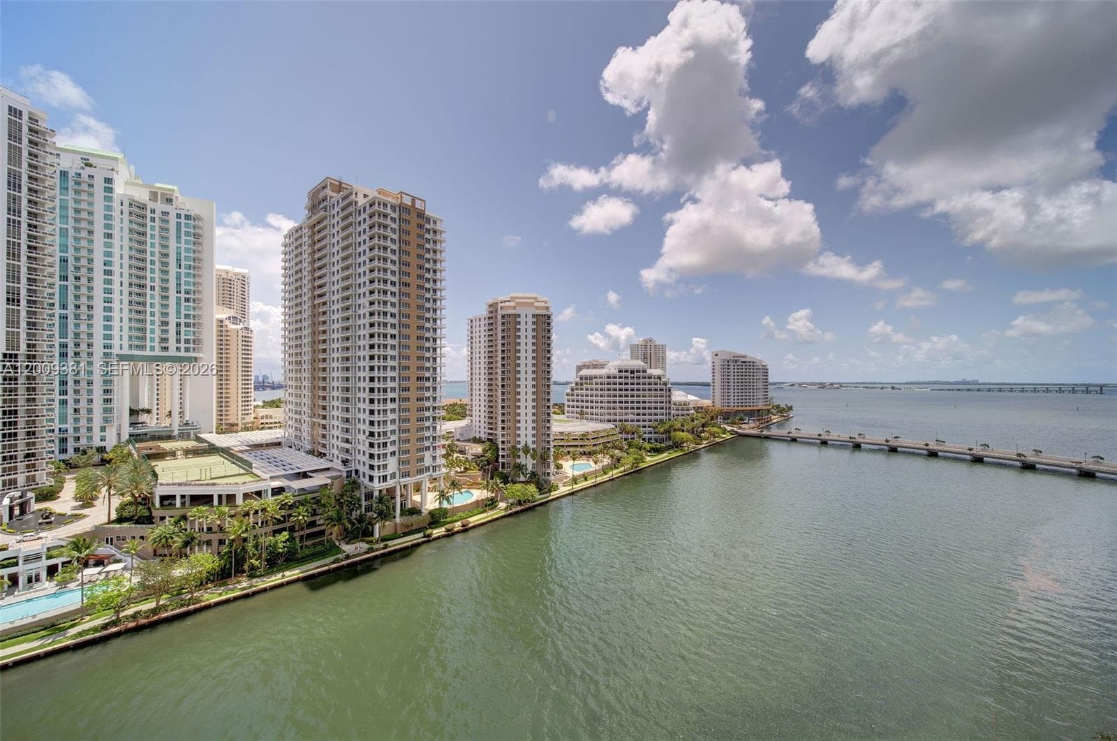 465 Brickell Ave # 701, Miami FL 33131 — 66