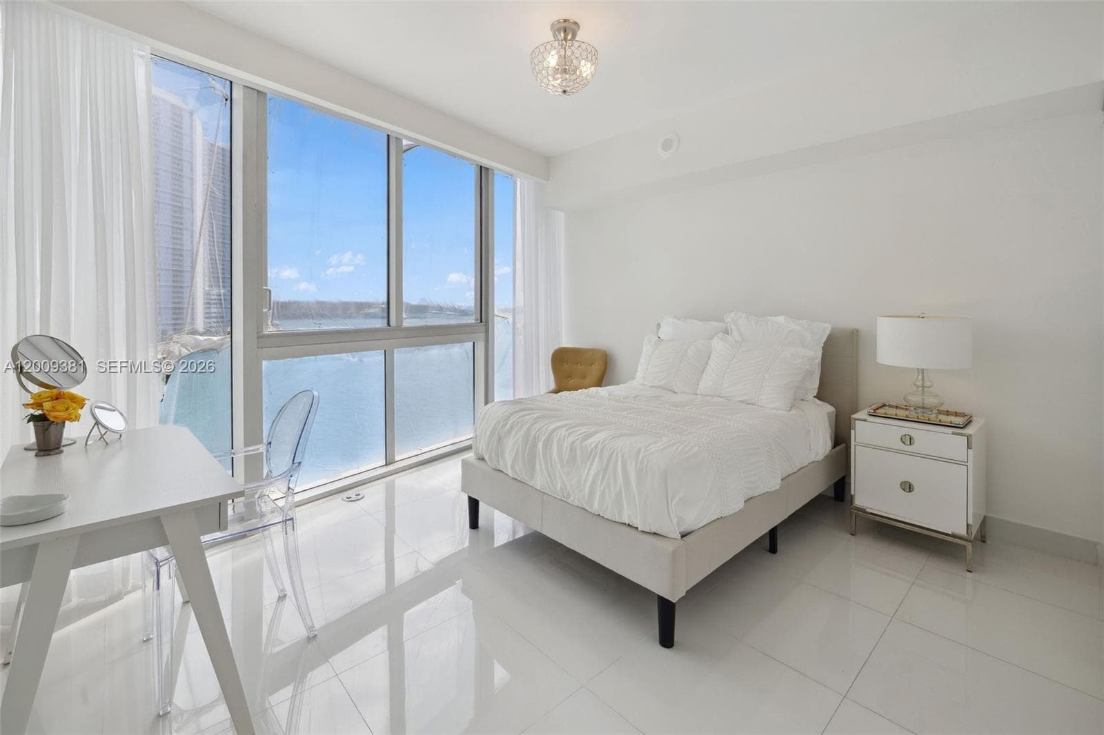 465 Brickell Ave # 701, Miami FL 33131 — 34