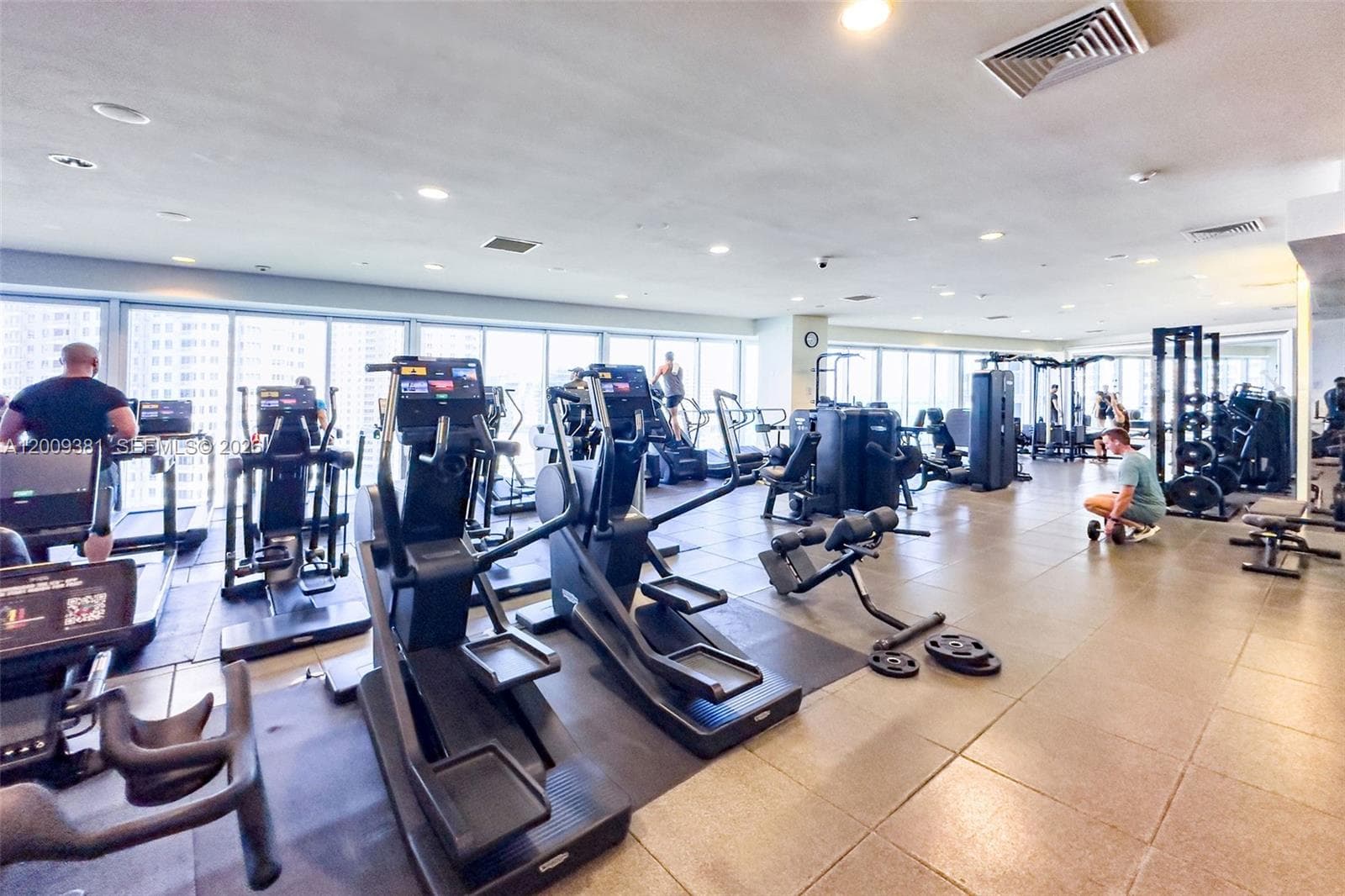 465 Brickell Ave # 701, Miami FL 33131 — 50