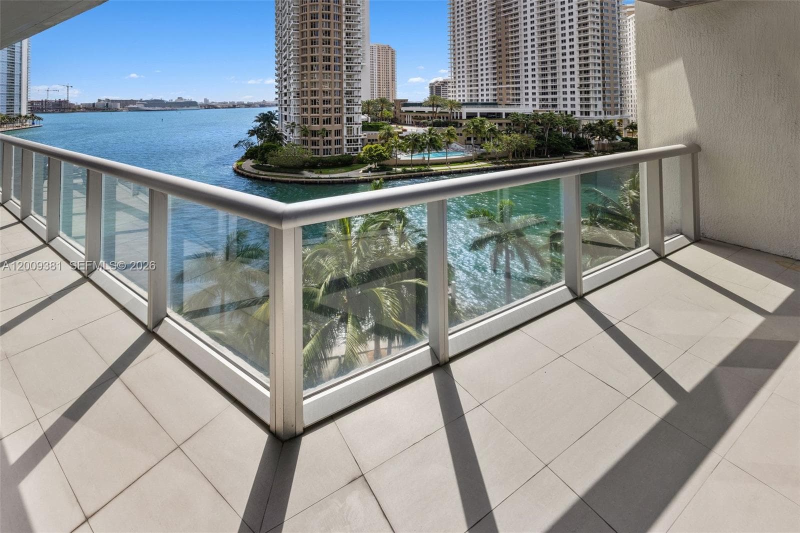 465 Brickell Ave # 701, Miami FL 33131 — 19