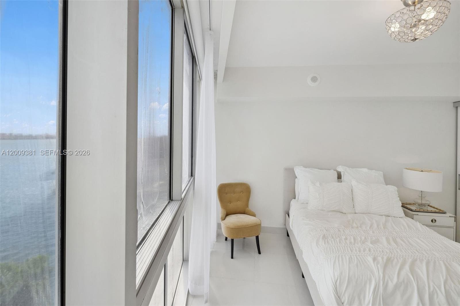 465 Brickell Ave # 701, Miami FL 33131 — 35
