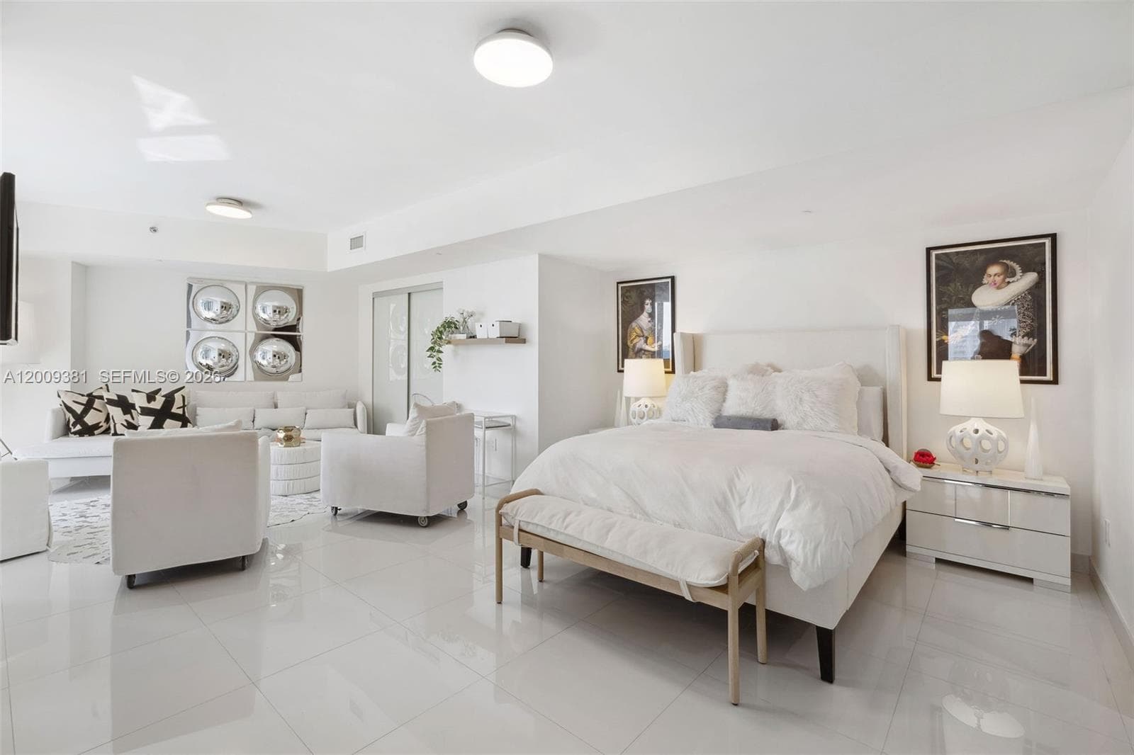 465 Brickell Ave # 701, Miami FL 33131 — 25