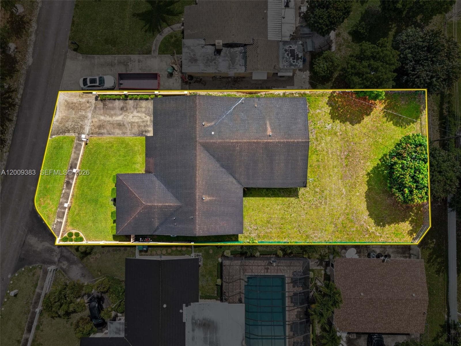 2450 NW 108th St, Miami FL 33167 — 32
