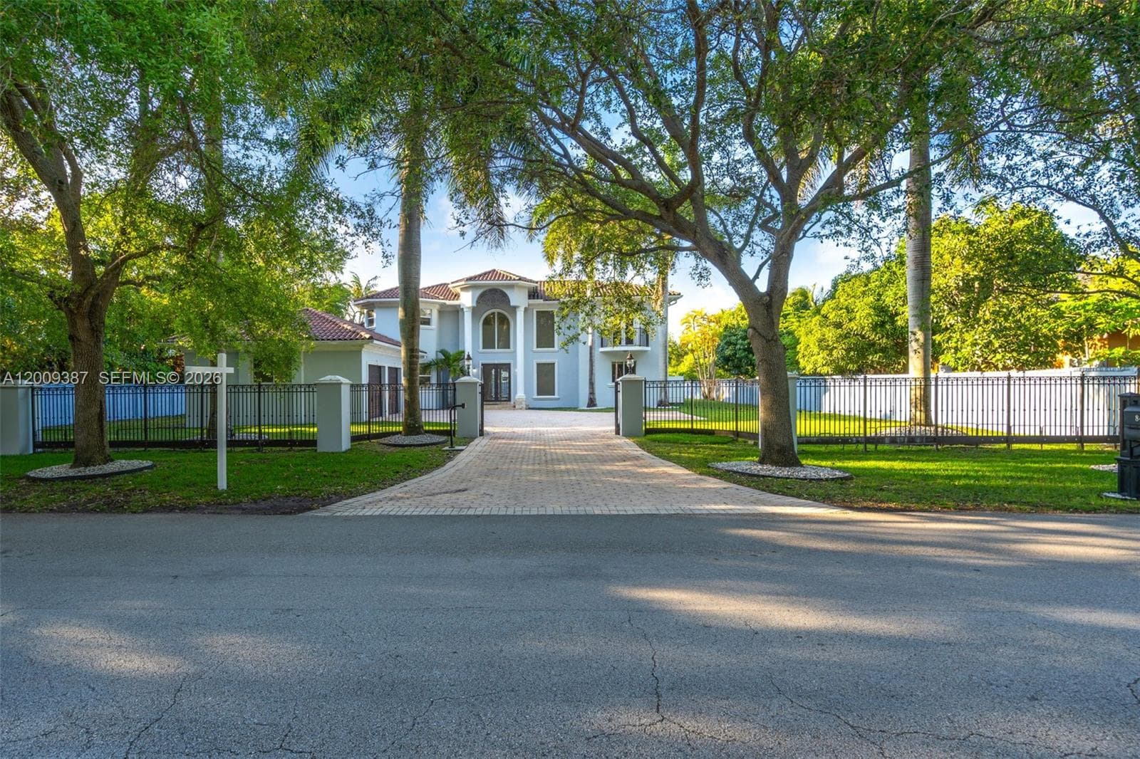 8479 SW 122nd St, Miami FL 33156 — 7