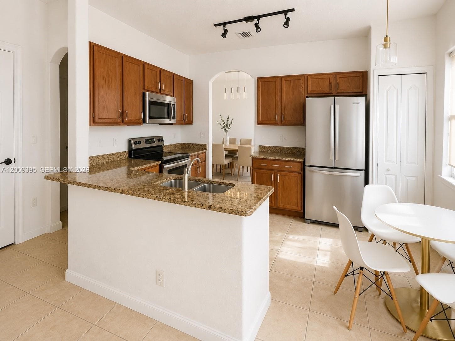 11028 NW 87th Ln, Doral FL 33178 — 12