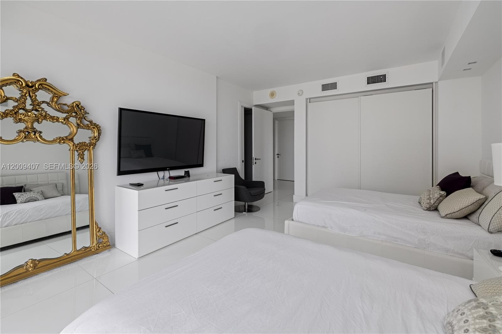 10155 Collins Ave # 1210, Bal Harbour FL 33154 — 27