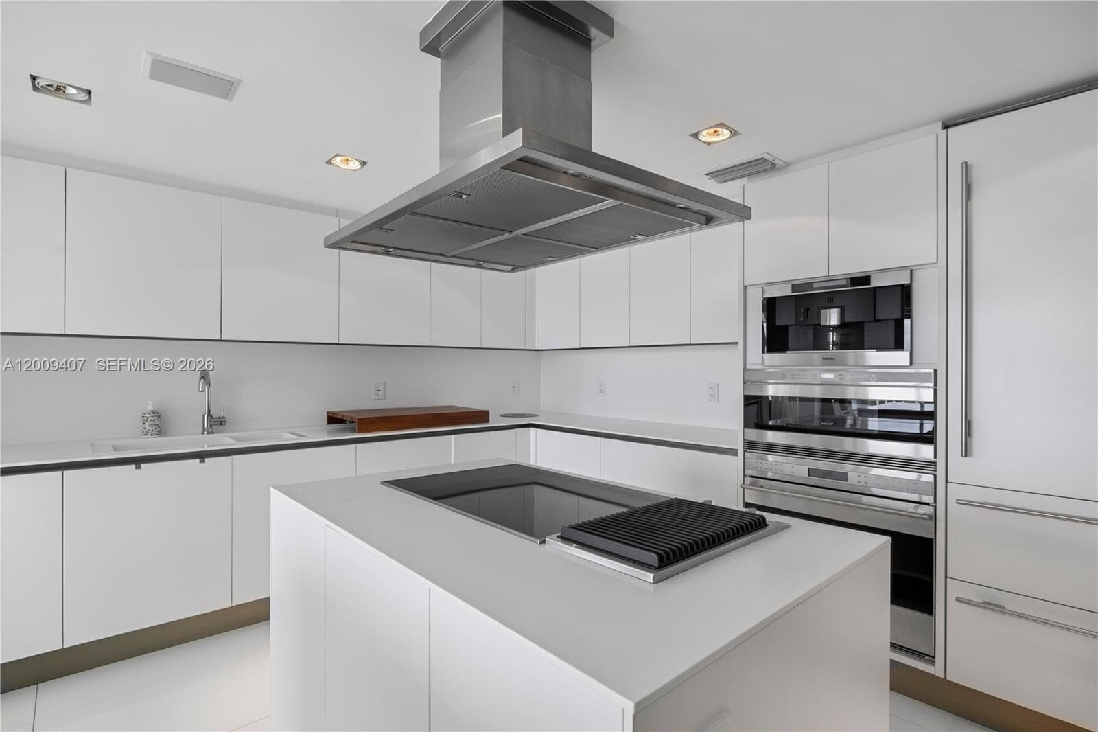 10155 Collins Ave # 1210, Bal Harbour FL 33154 — 11