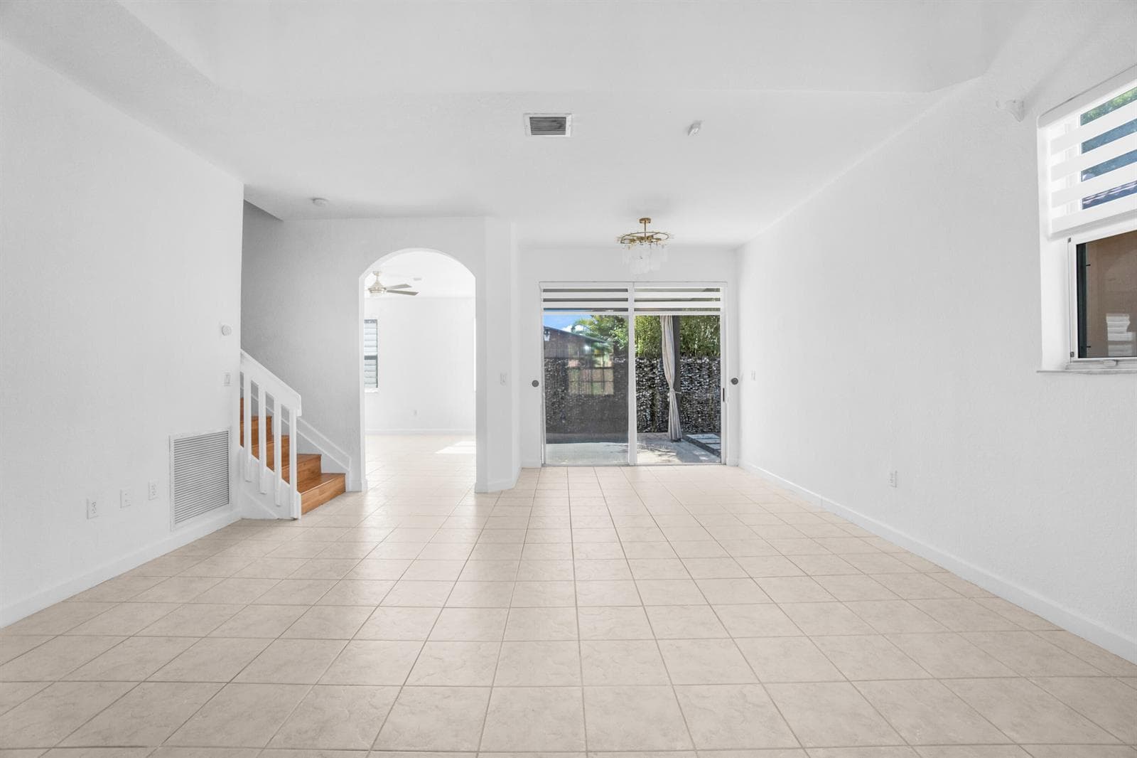 9002 SW 214th Lane, Cutler Bay FL 33189 — 3
