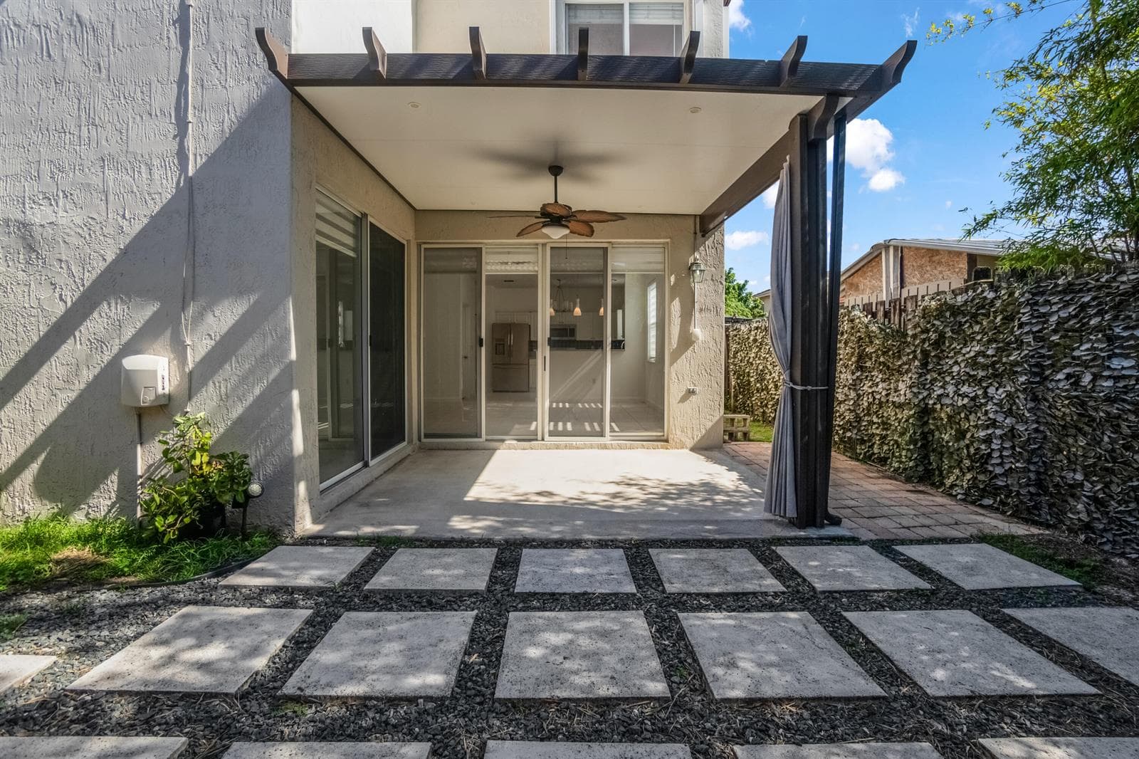 9002 SW 214th Lane, Cutler Bay FL 33189 — 32