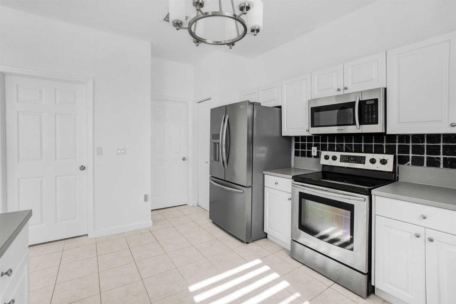 9002 SW 214th Lane, Cutler Bay FL 33189 — 10