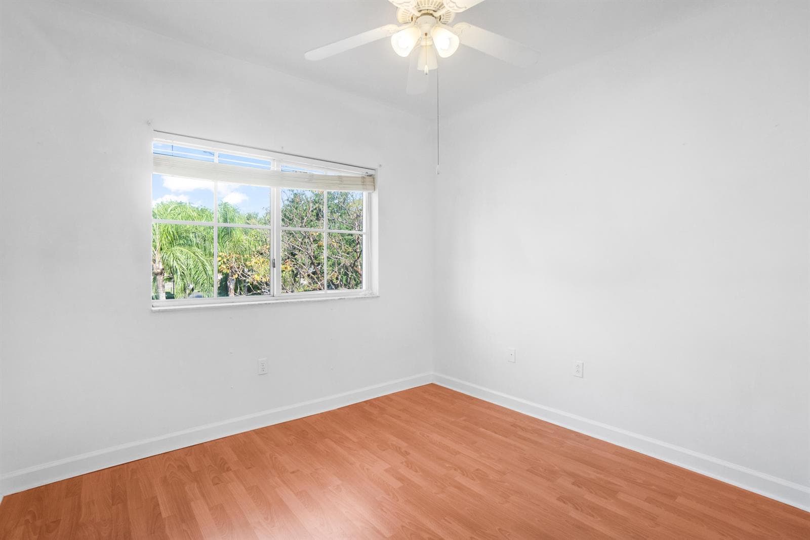 9002 SW 214th Lane, Cutler Bay FL 33189 — 14