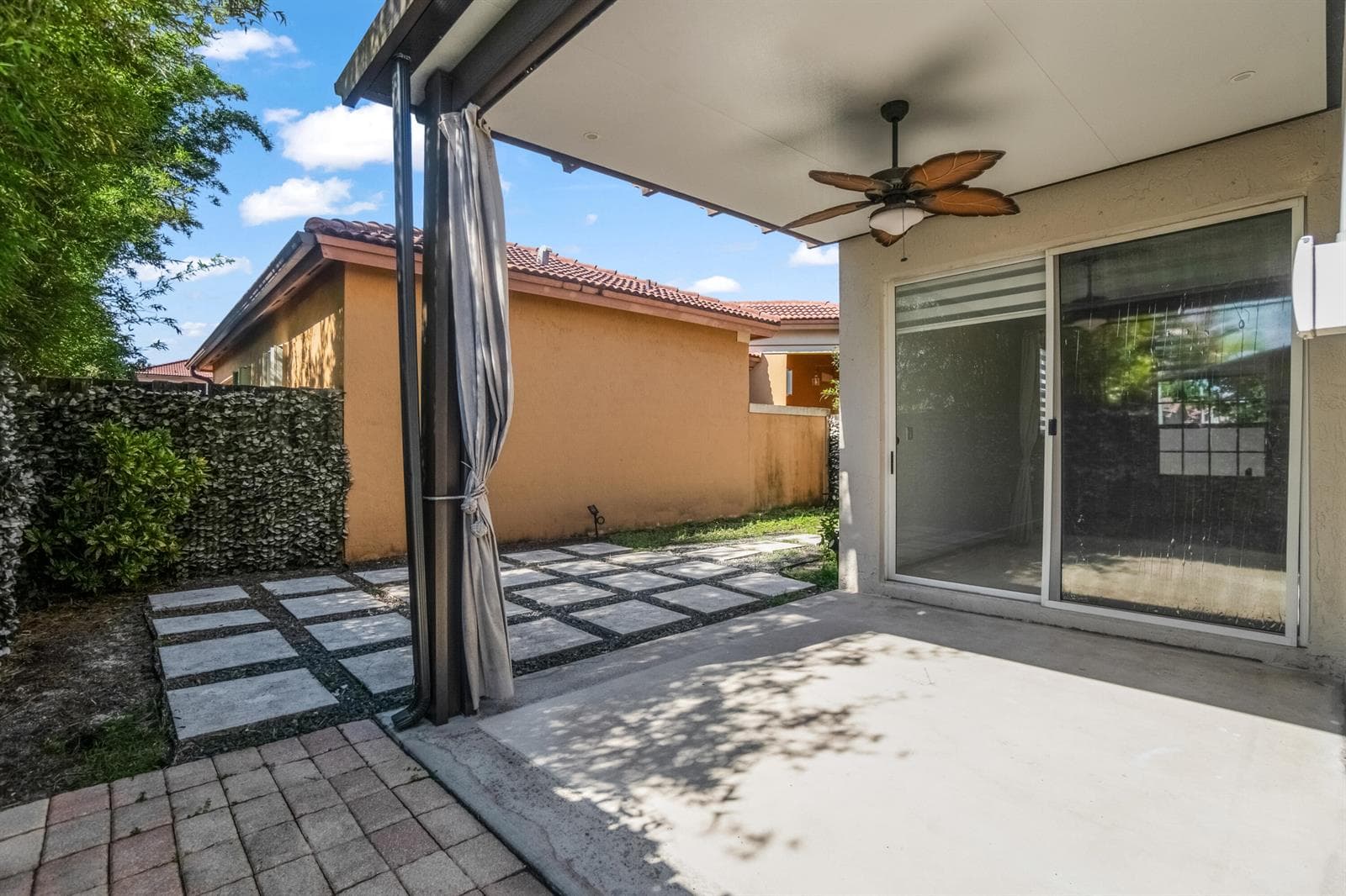 9002 SW 214th Lane, Cutler Bay FL 33189 — 35