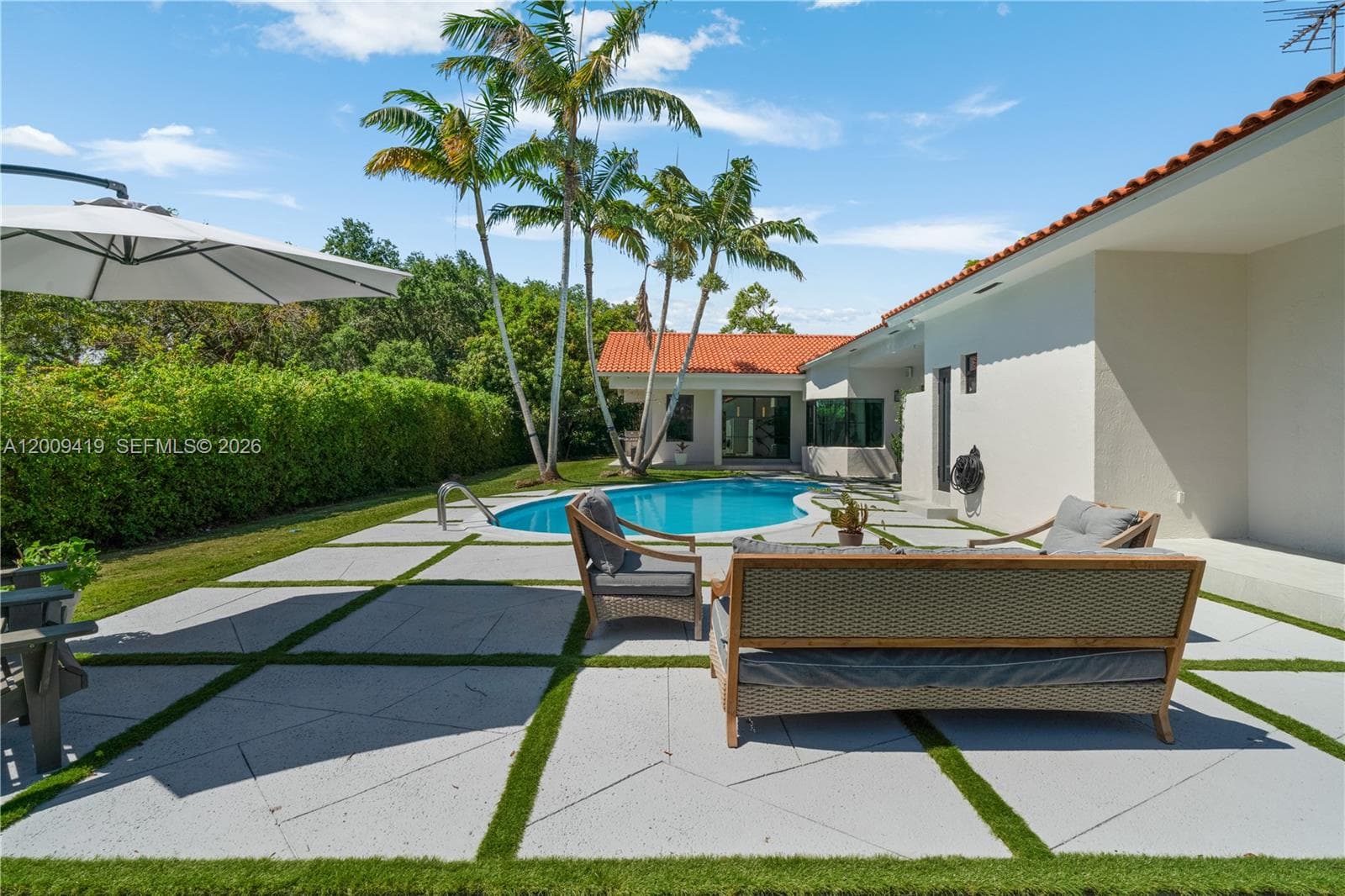18326 SW 83rd Pl, Palmetto Bay FL 33157 — 66