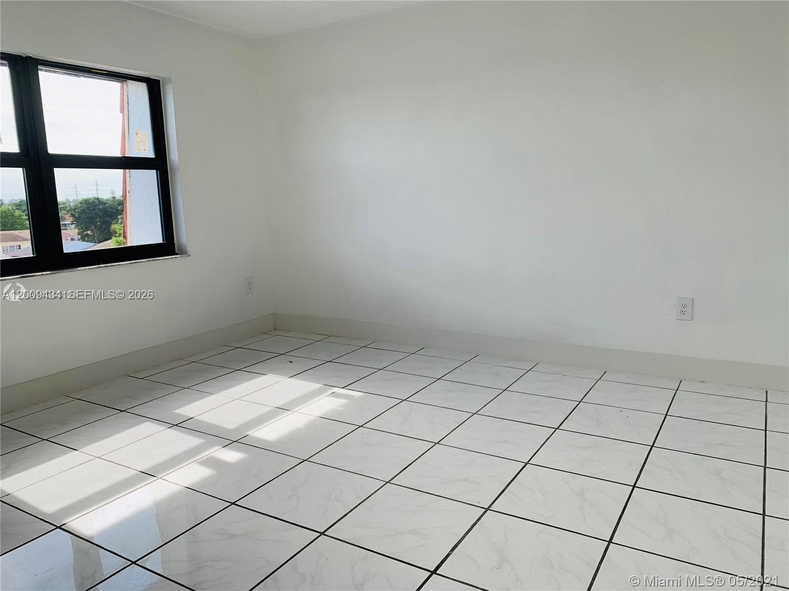 1325 W 68th St # 514, Hialeah FL 33014 — 8