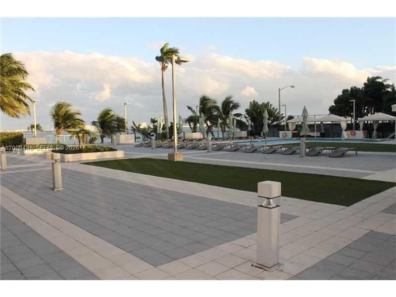 600 NE 36th St # 1109, Miami FL 33137 — 50