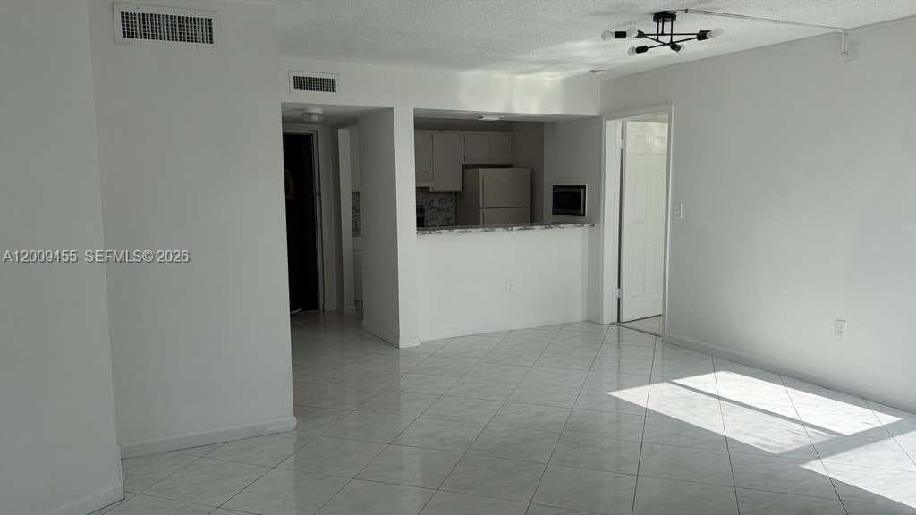 6995 NW 186th St # E507, Hialeah FL 33015 — 12