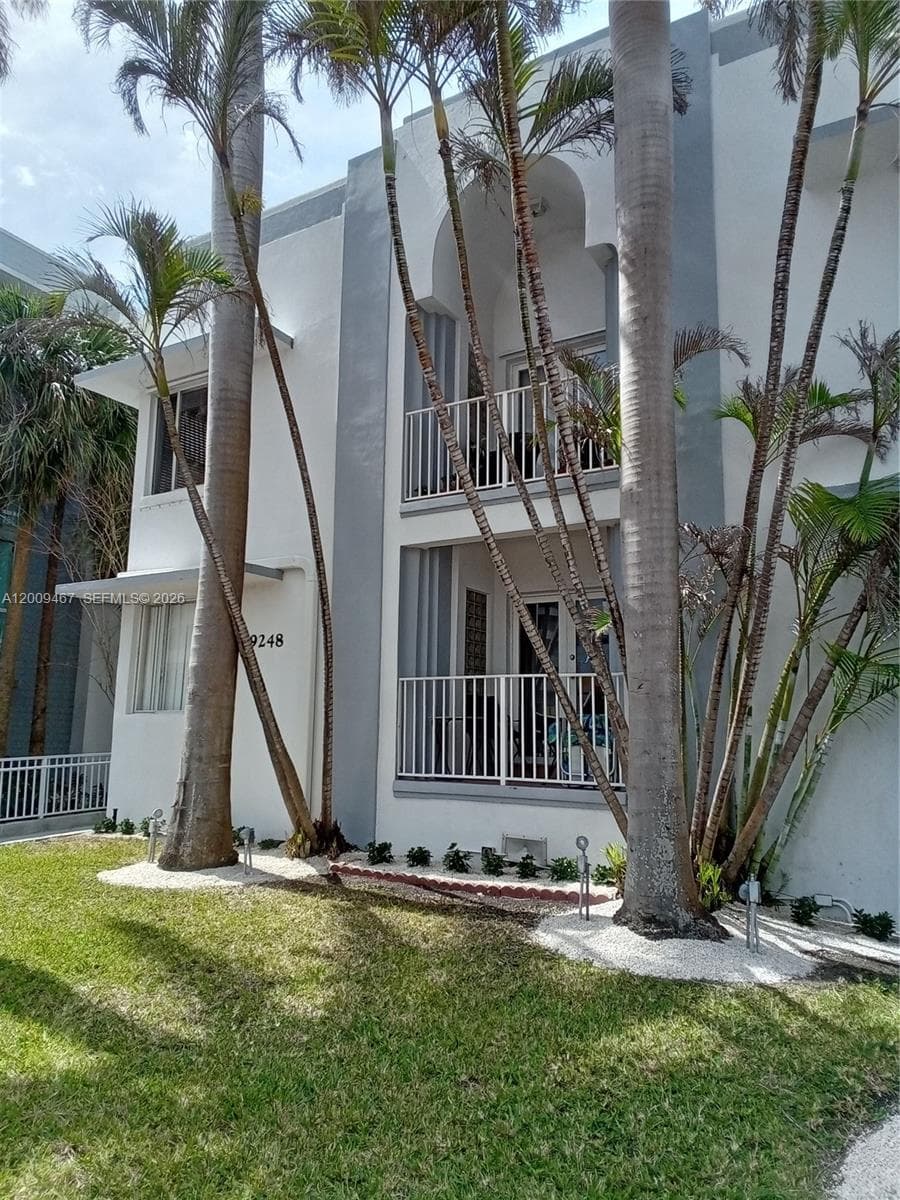 9248 Collins Ave # 105, Surfside FL 33154 — 2