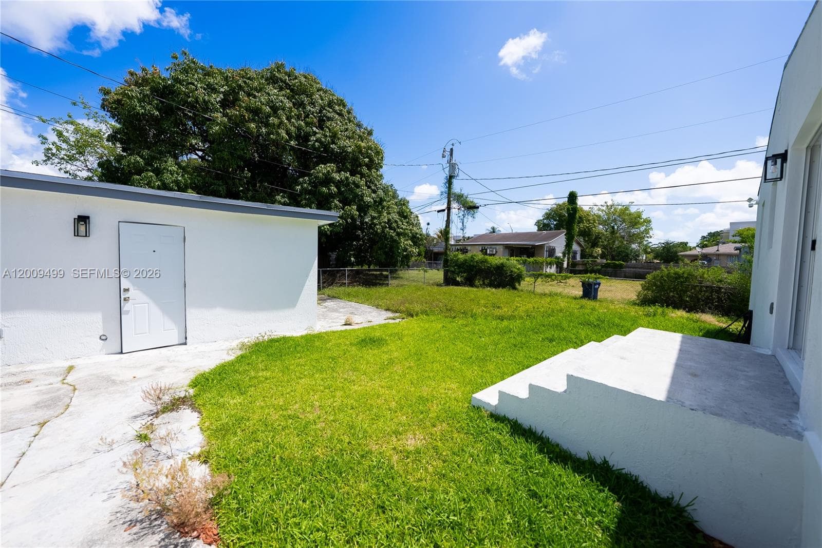 1221 NW 75th St # 0, Miami FL 33147 — 24