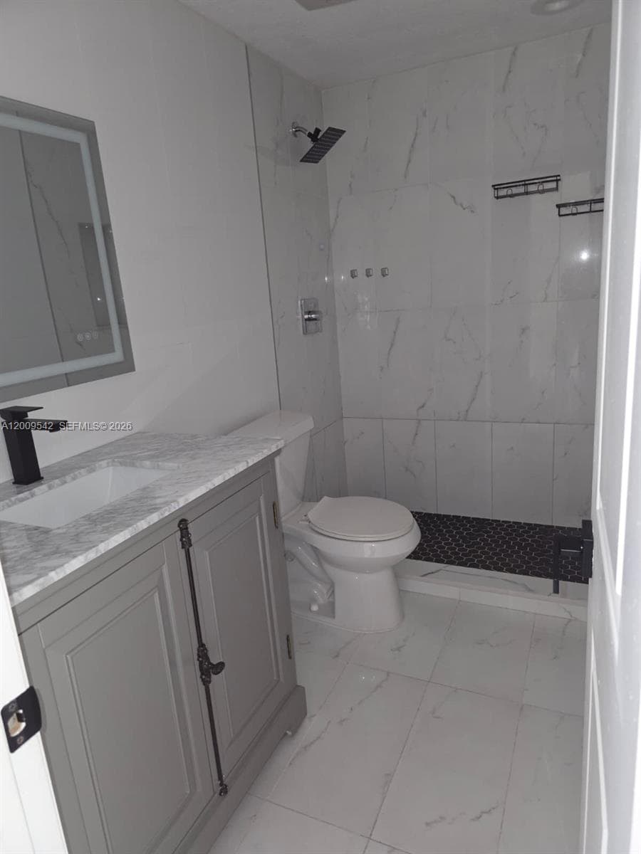 2186 W 60th St # 20208, Hialeah FL 33016 — 3