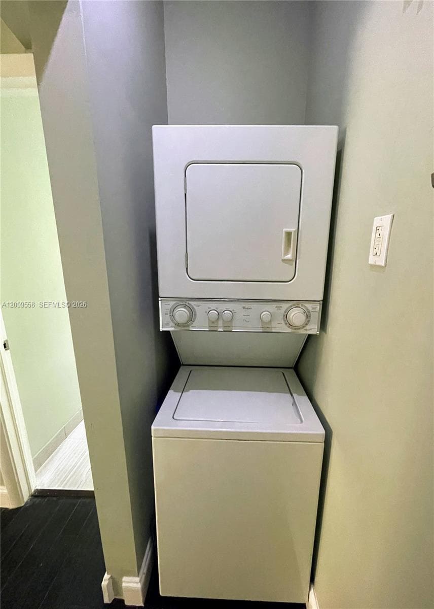 815 Euclid Ave # 9, Miami Beach FL 33139 — 17