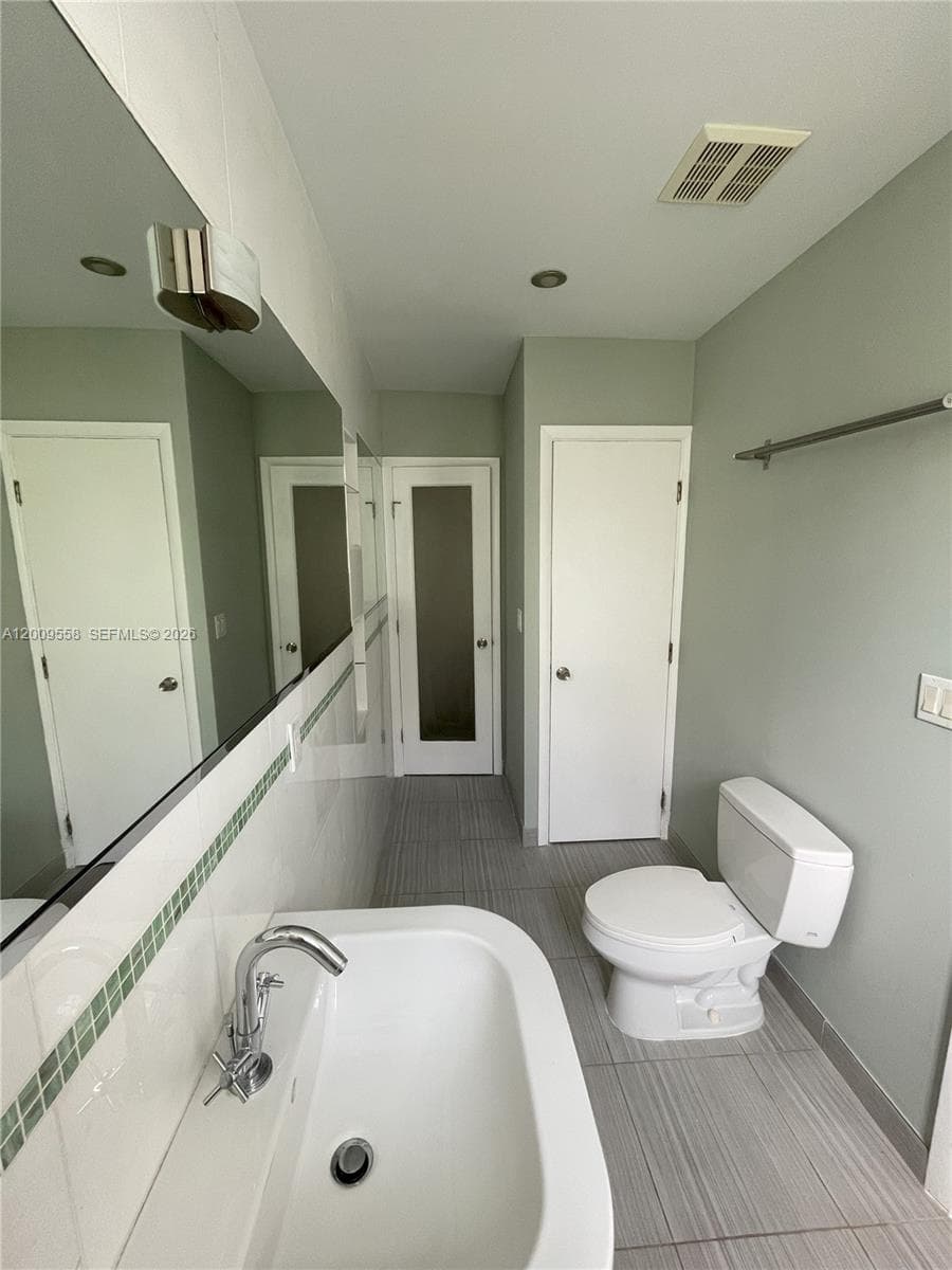 815 Euclid Ave # 9, Miami Beach FL 33139 — 14