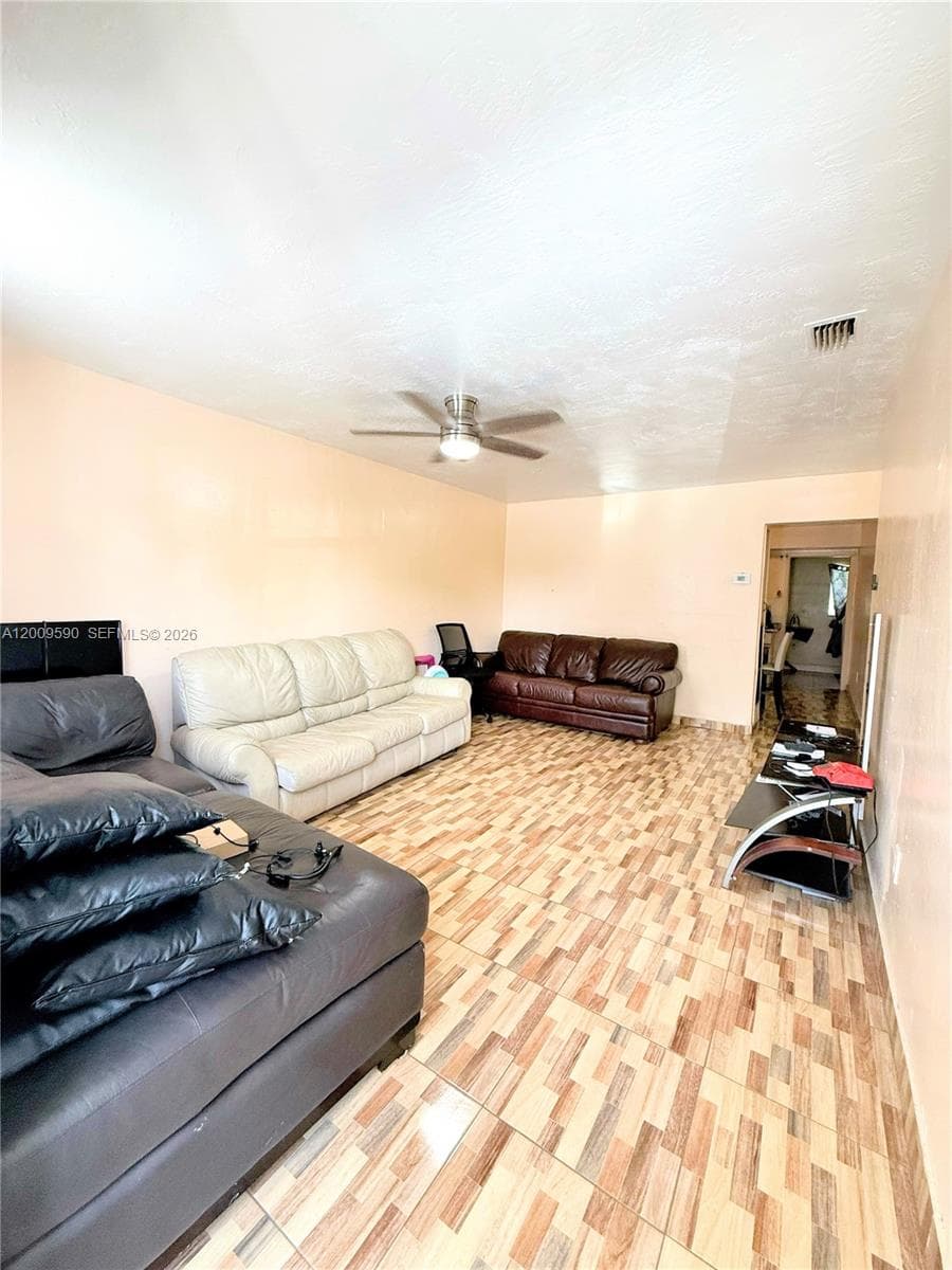14615 NE 14th Ave, Miami FL 33161 — 8