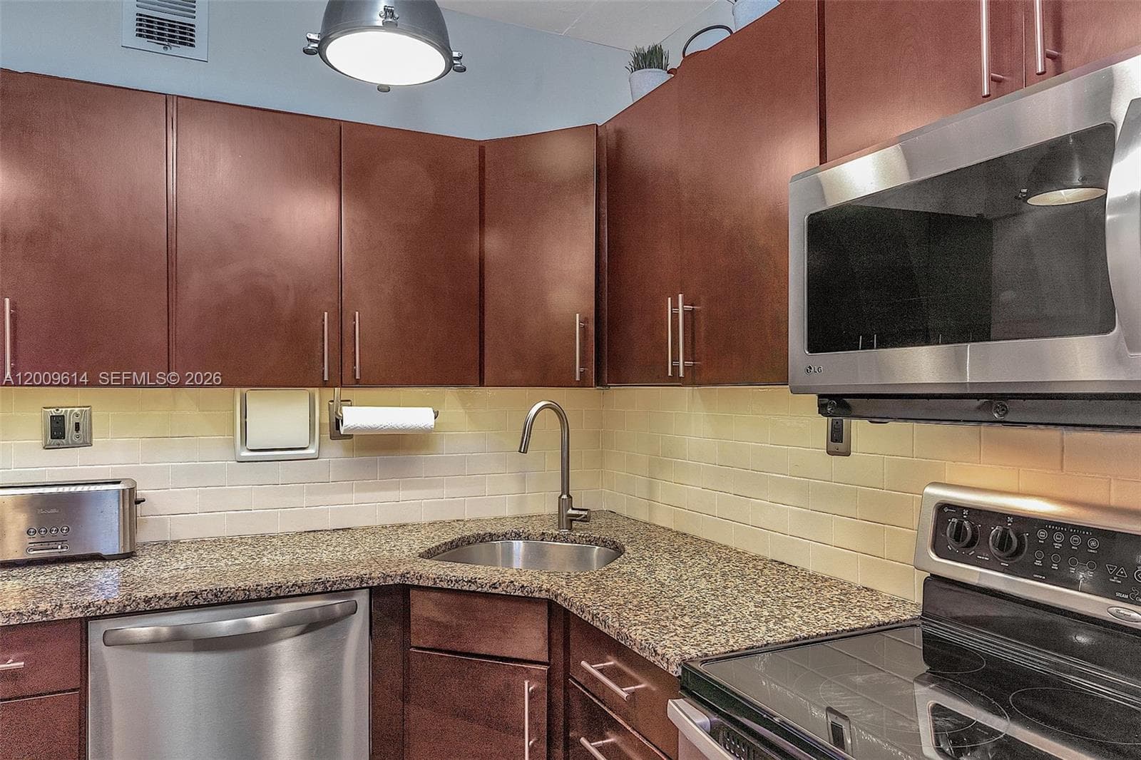 1200 West Ave # 423, Miami Beach FL 33139 — 6