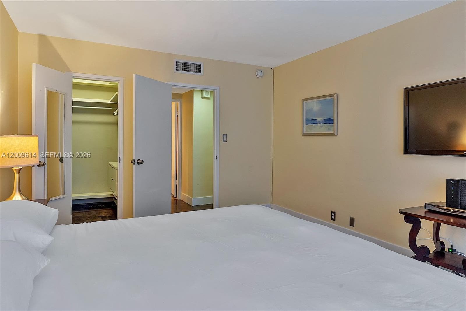 1200 West Ave # 423, Miami Beach FL 33139 — 30