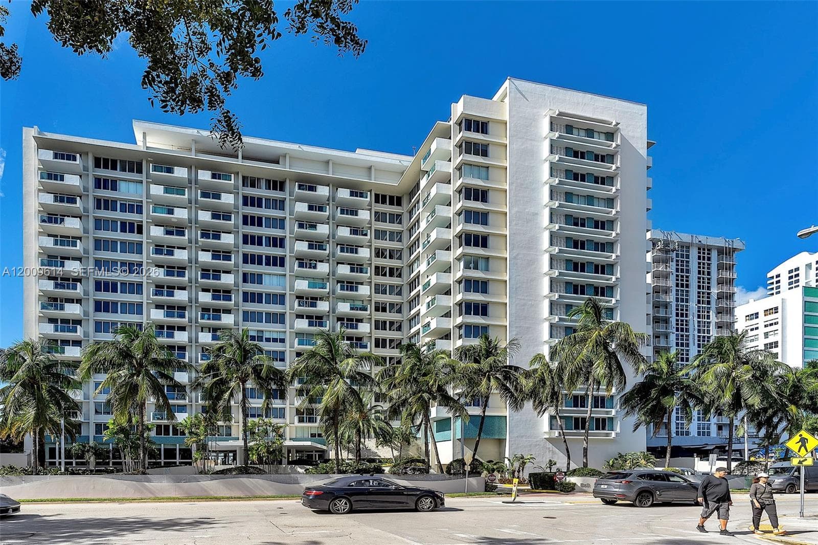 1200 West Ave # 423, Miami Beach FL 33139 — 34