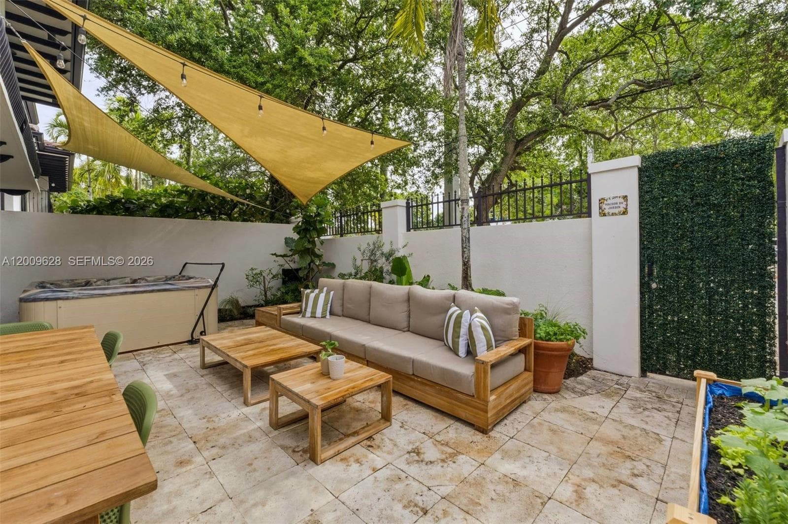 3036 Mcdonald Street, Miami FL 33133 — 40