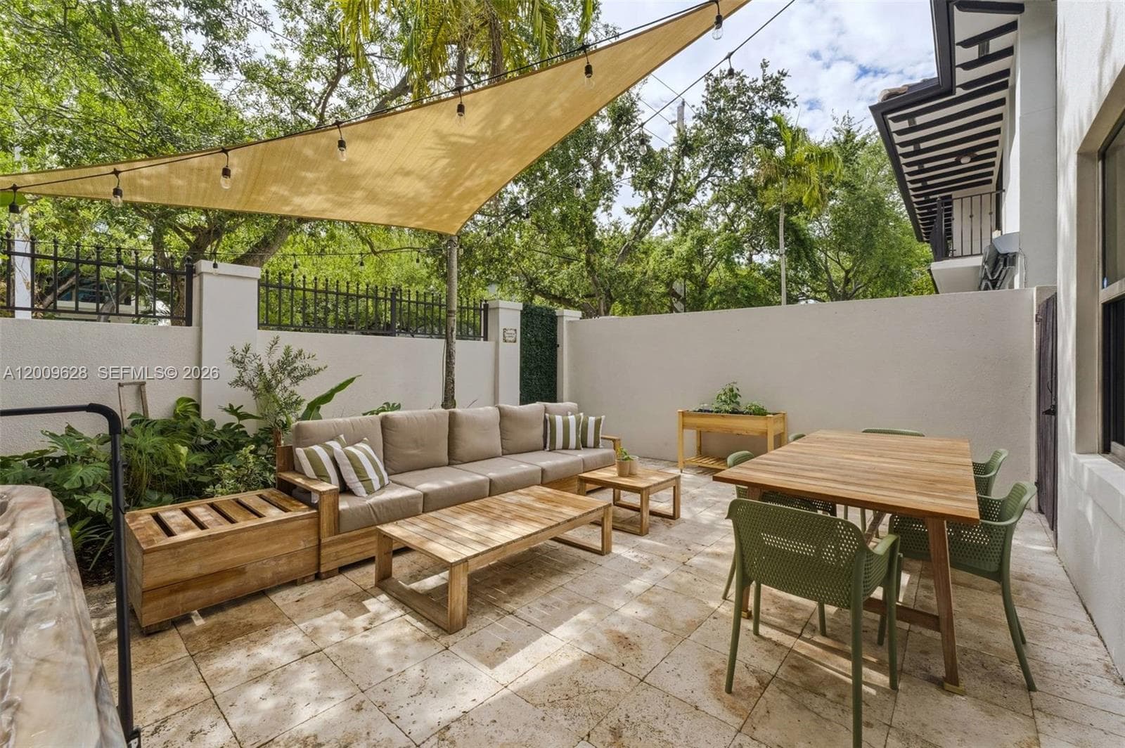 3036 Mcdonald Street, Miami FL 33133 — 39