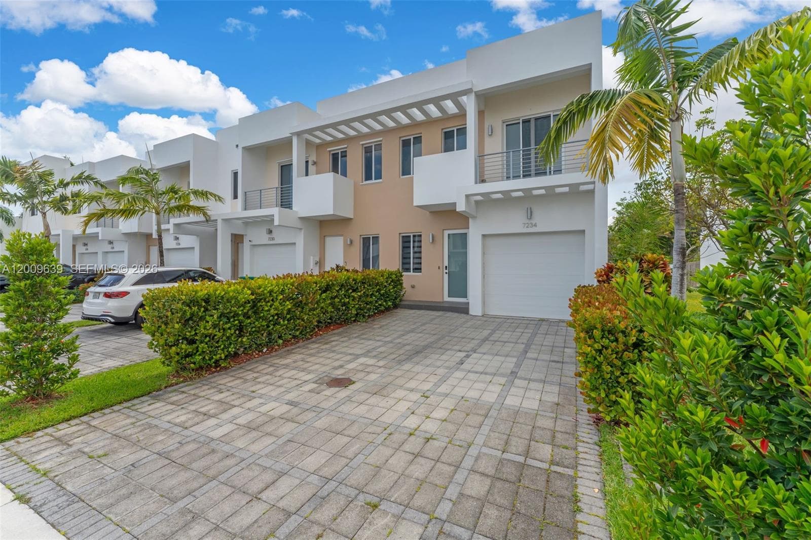 7234 NW 103rd Path, Doral FL 33178 — 2