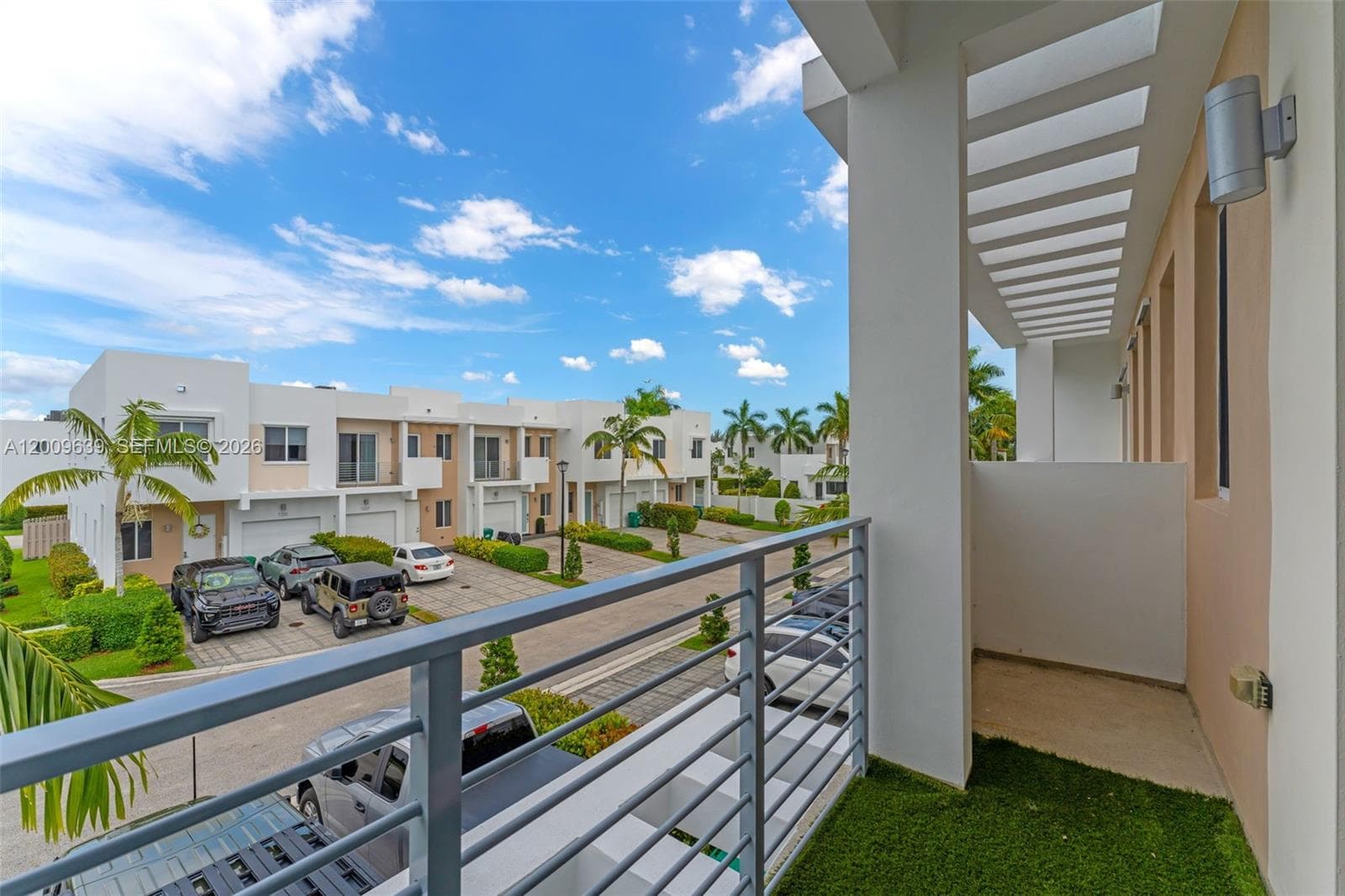 7234 NW 103rd Path, Doral FL 33178 — 32
