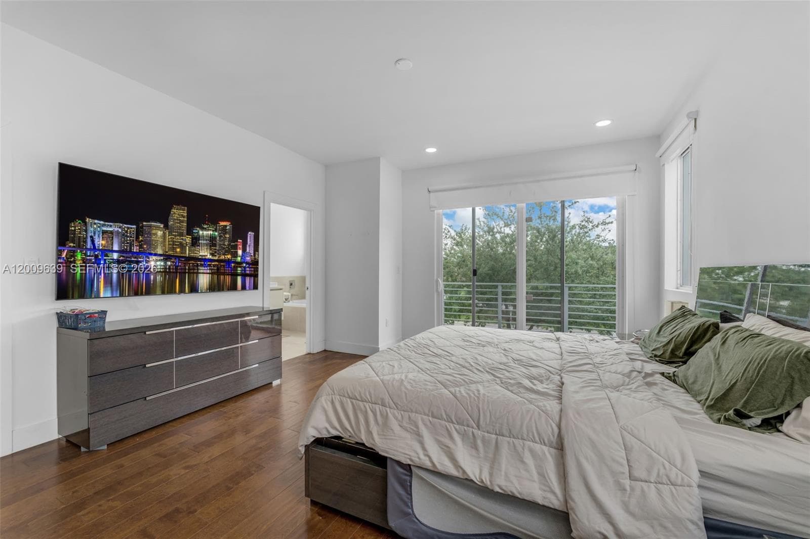 7234 NW 103rd Path, Doral FL 33178 — 20