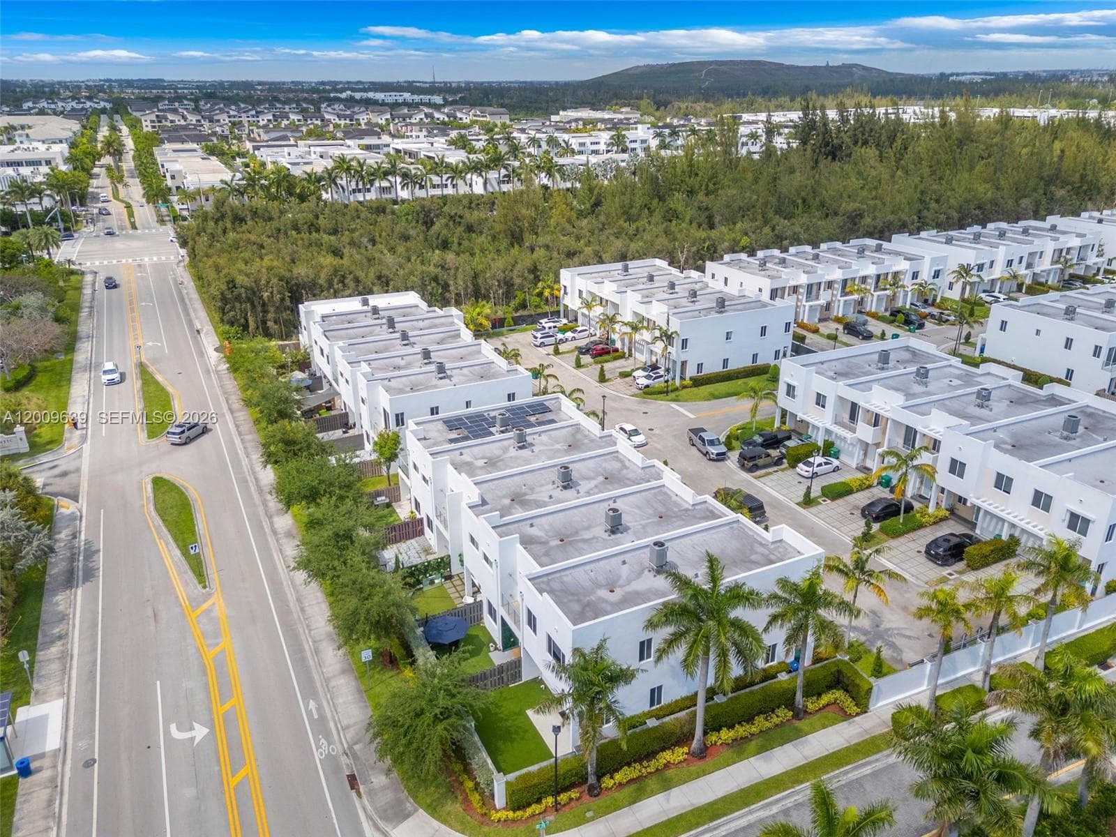 7234 NW 103rd Path, Doral FL 33178 — 44