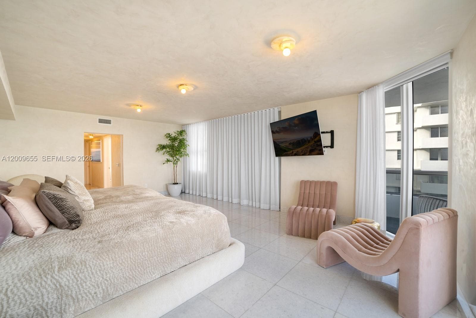 5801 Collins Ave # 1200, Miami Beach FL 33140 — 26