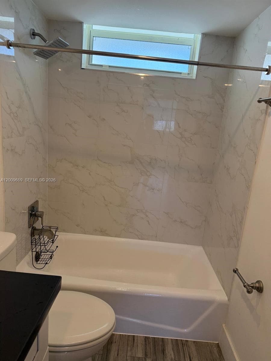 2851 Leonard Dr # J505, Aventura FL 33160 — 9